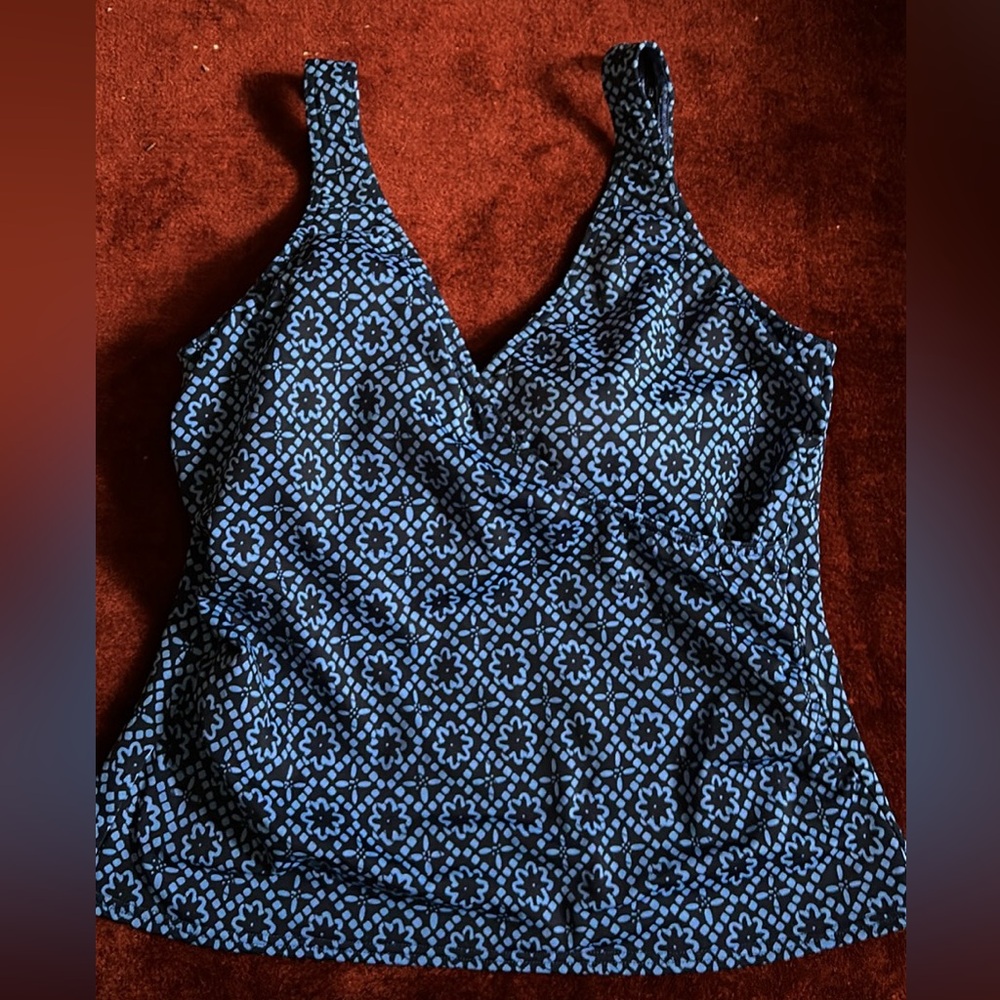 Lands End women’s swim top